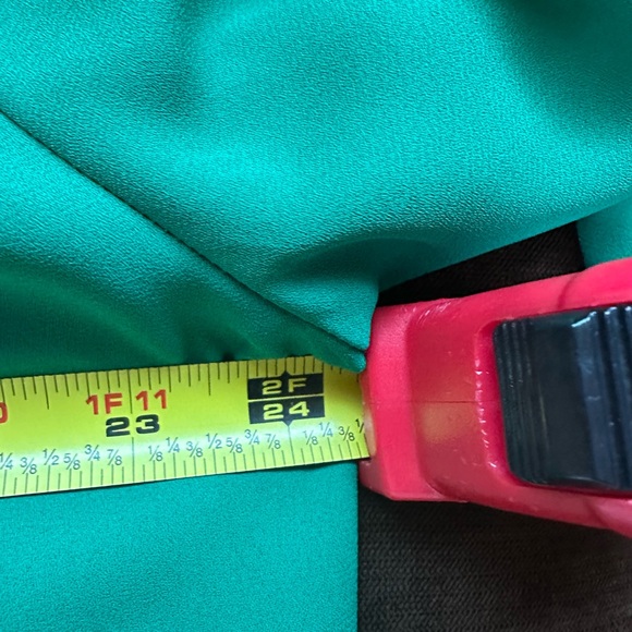 Pleione Kelly Green V Neck Elastic Sleeves Pleated In Front & Back. Sz XL. - Picture 12 of 13